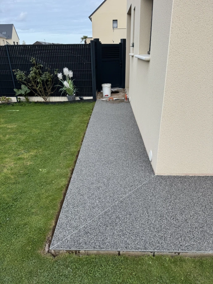 Allée en résine à Ouistreham